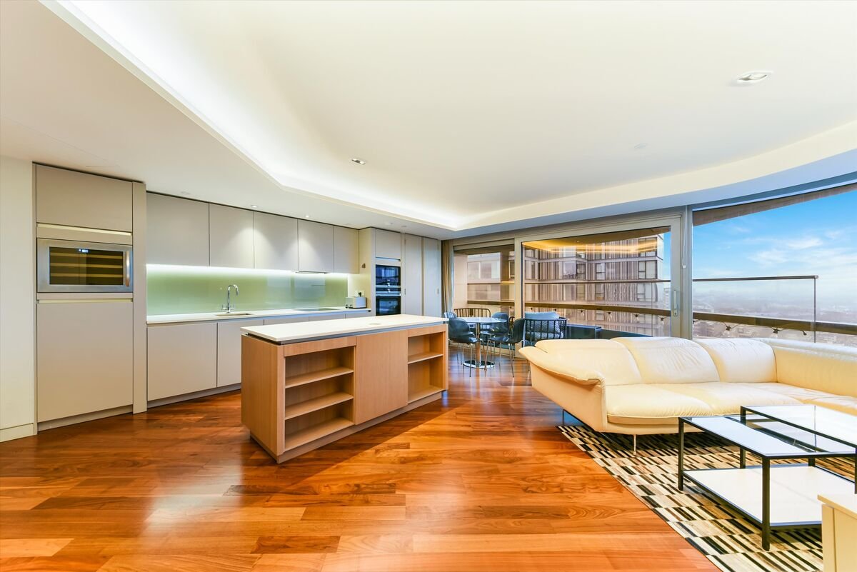 2 bedroom flat in City Road