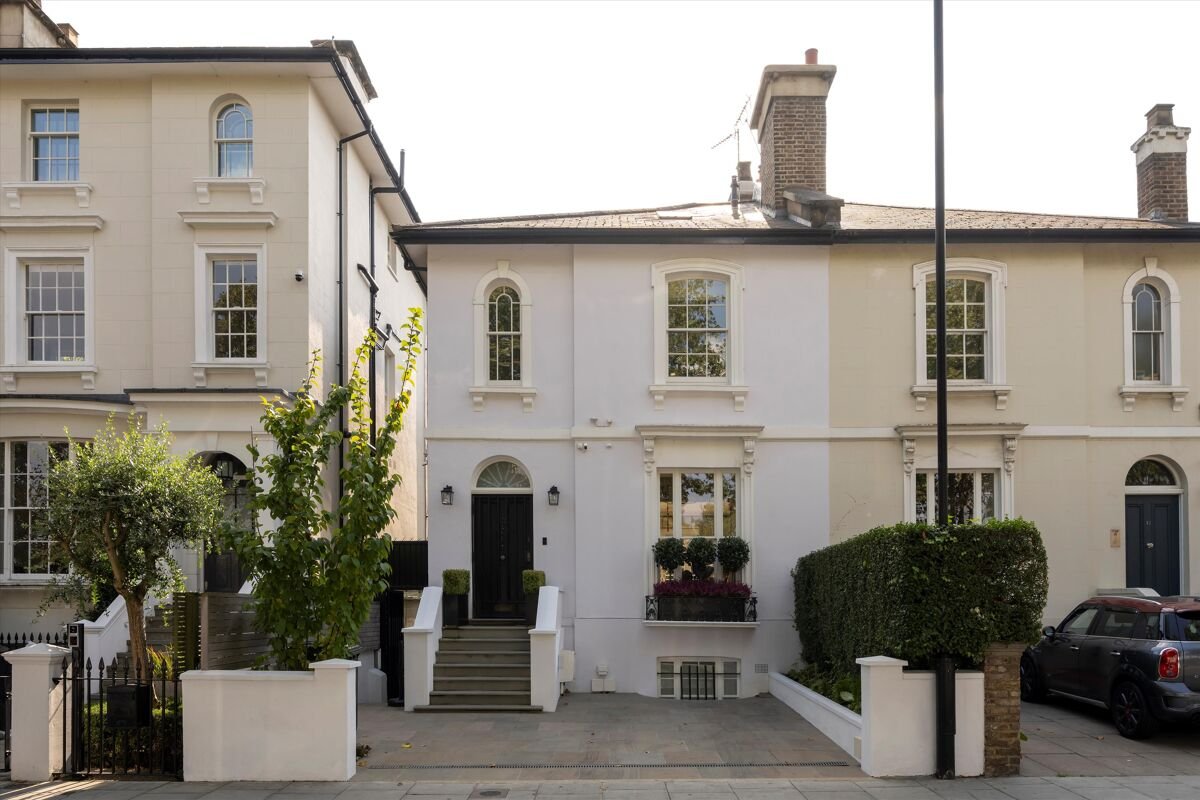 4 bedroom house in Westbourne Park Villas