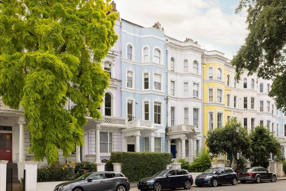 2 bedroom duplex in Colville Terrace