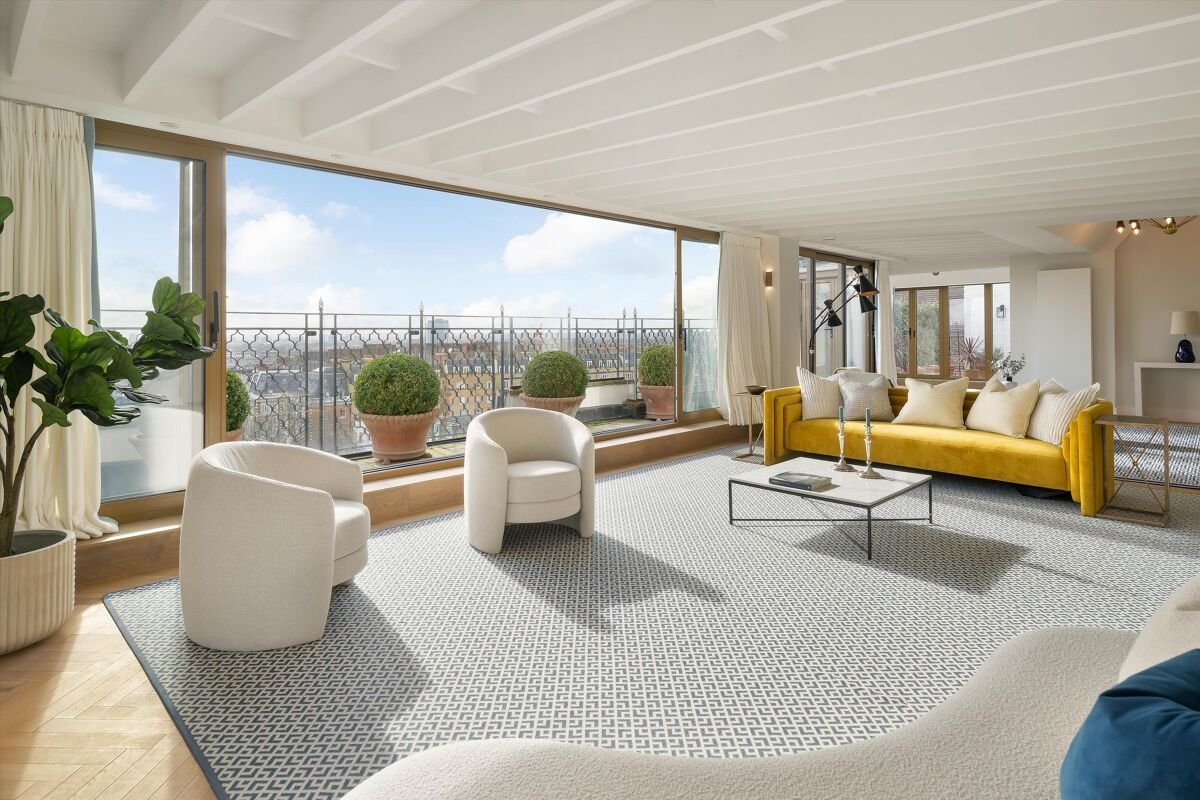 5 bedroom penthouse in Campden House