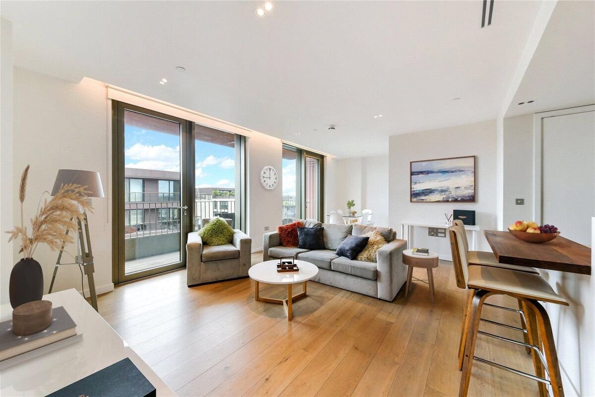 2 bedroom flat in Tapestry