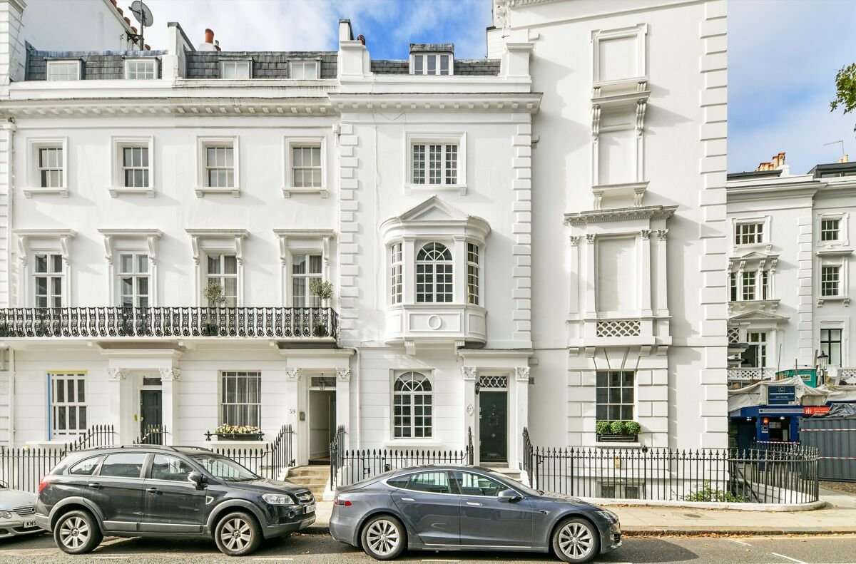 5 bedroom house in Ovington Square