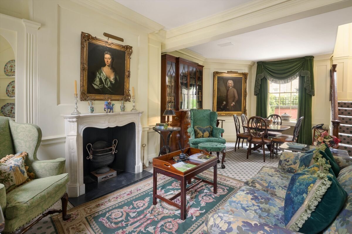 3 bedroom house in Lord North Street