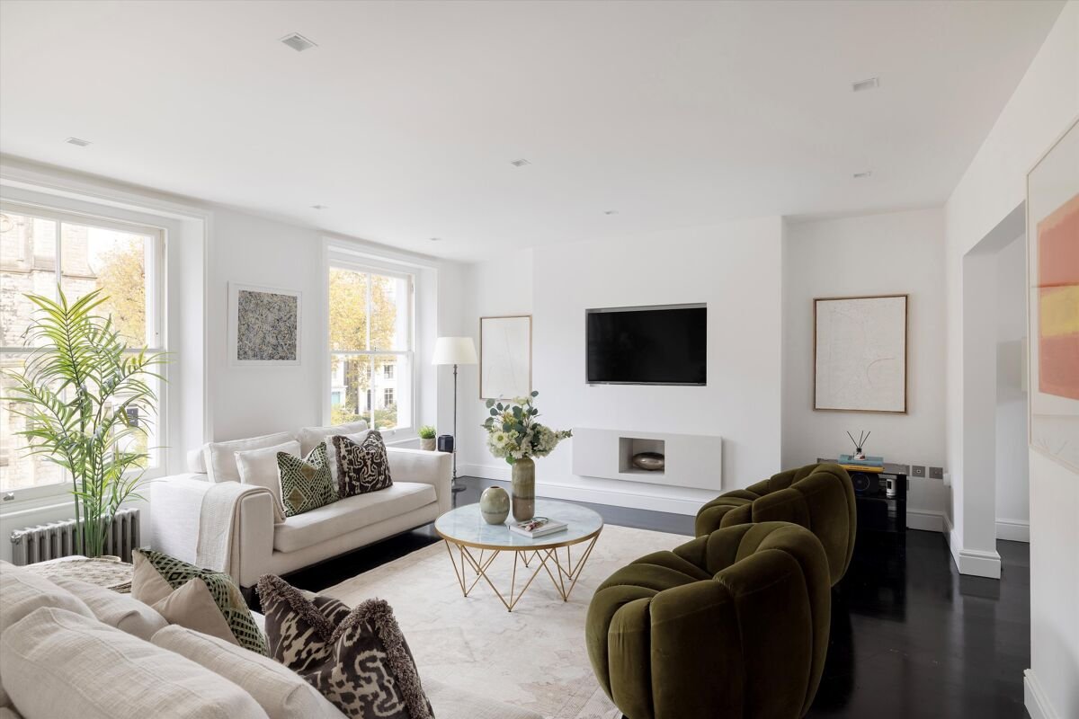 3 bedroom duplex in Talbot Road