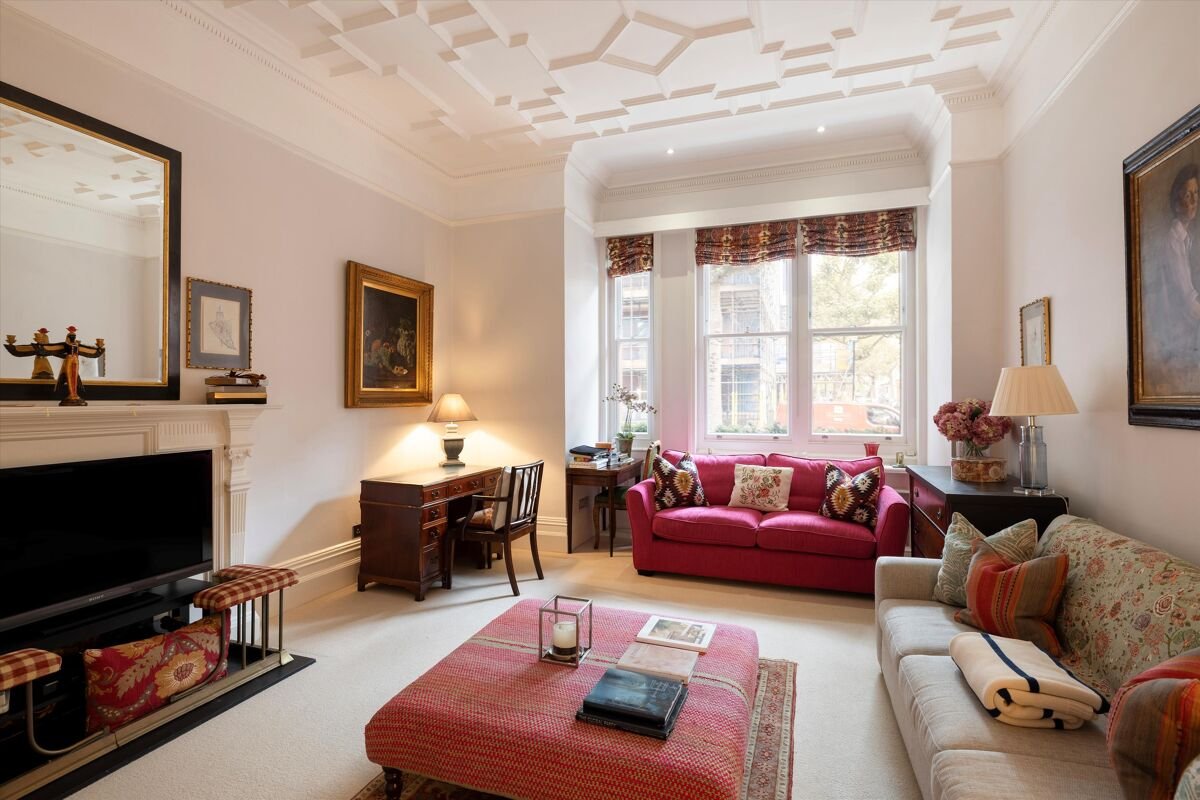 1 bedroom flat in Sloane Gardens