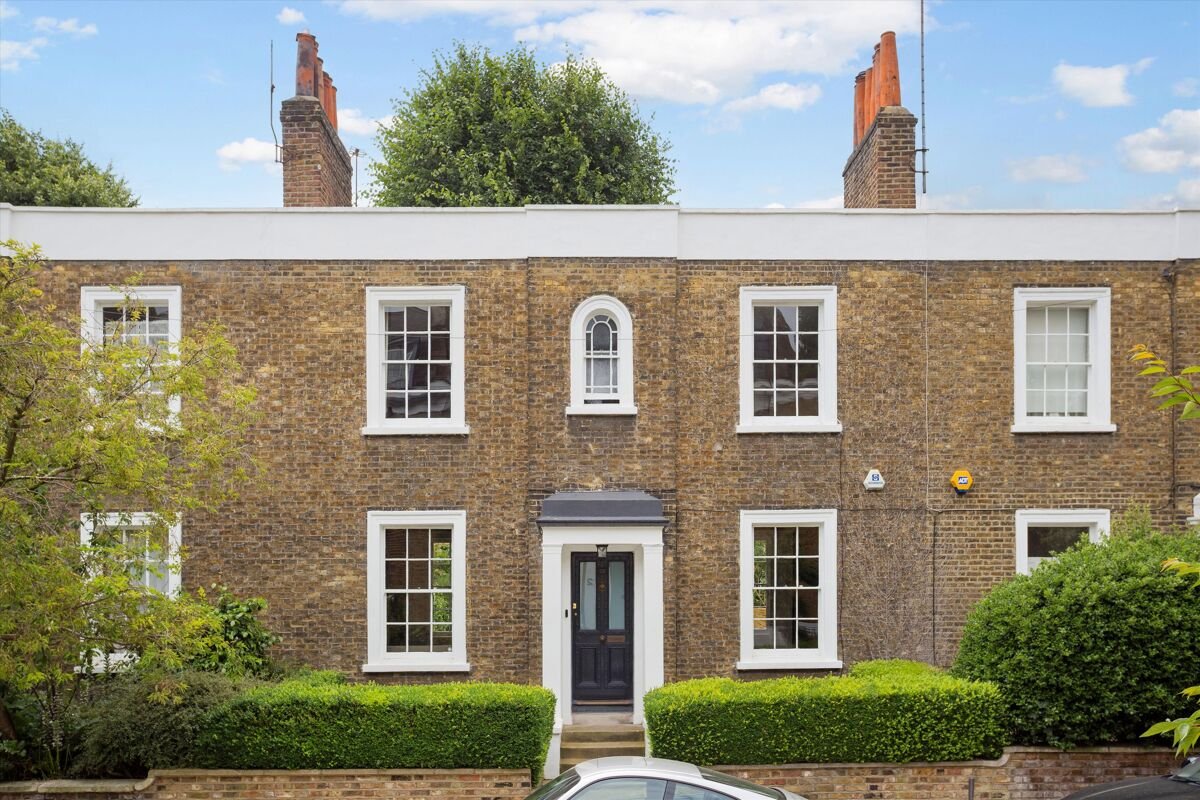 3 bedroom house in Bingham Street