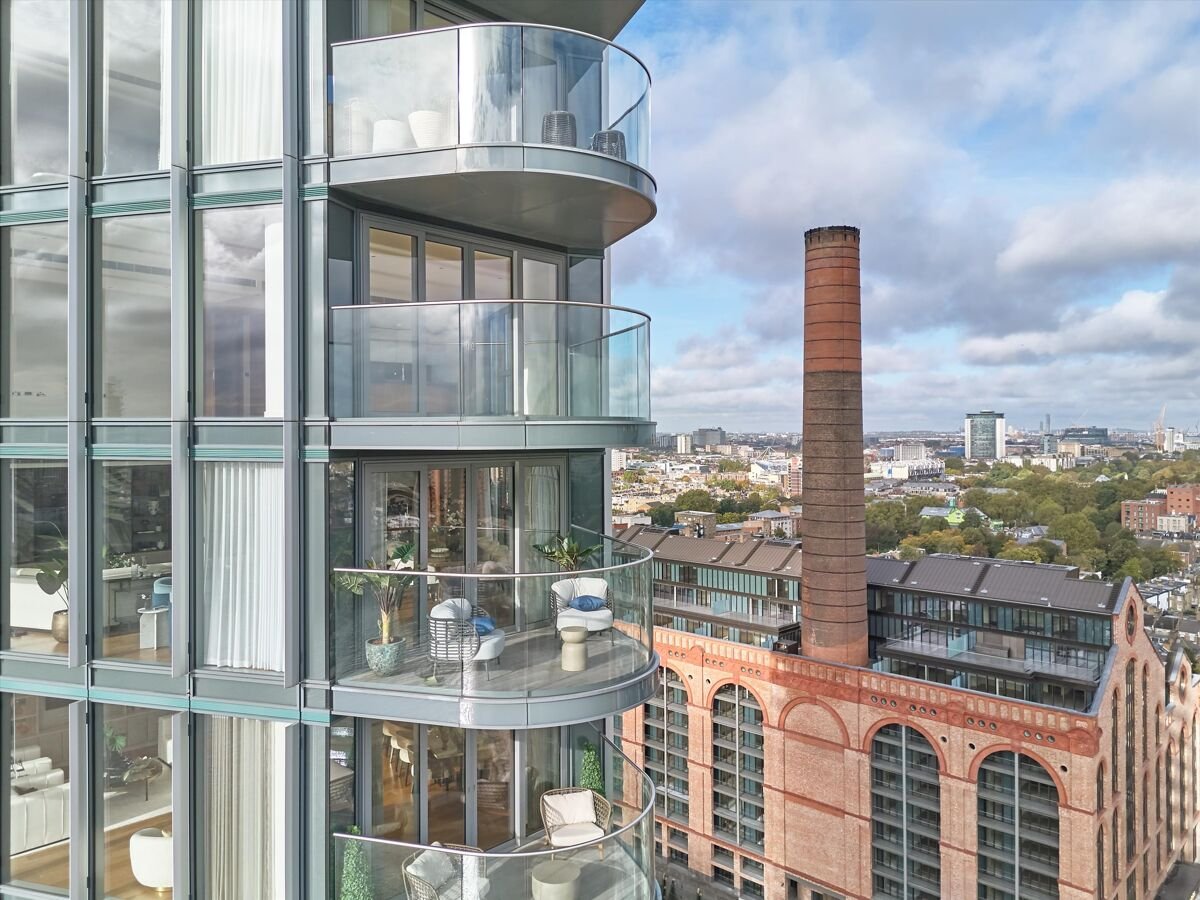 Chelsea Waterfront, Waterfront Drive, London, SW10 0AA