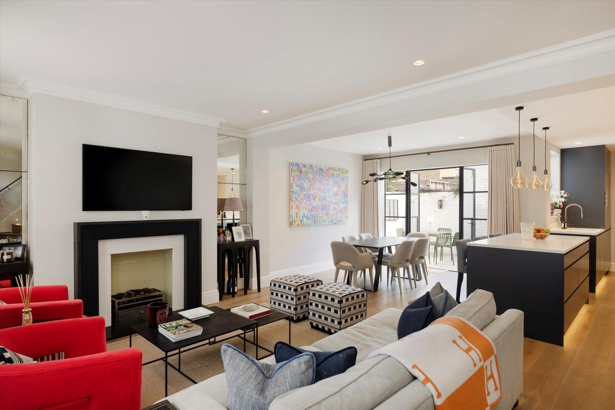 3 bedroom mews house in Richards Place