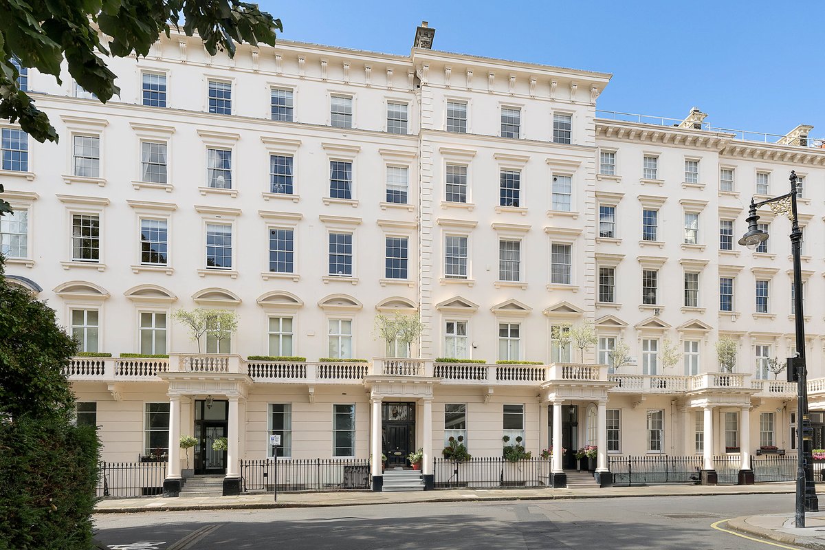 4 bedroom flat in London • Leasehold