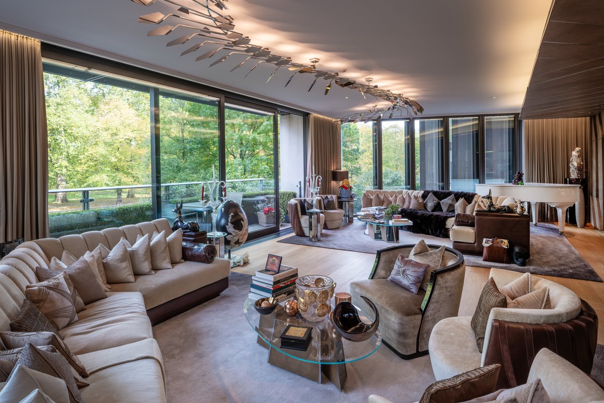 An exquisite park side apartment, set within the world renowned One Hyde Park