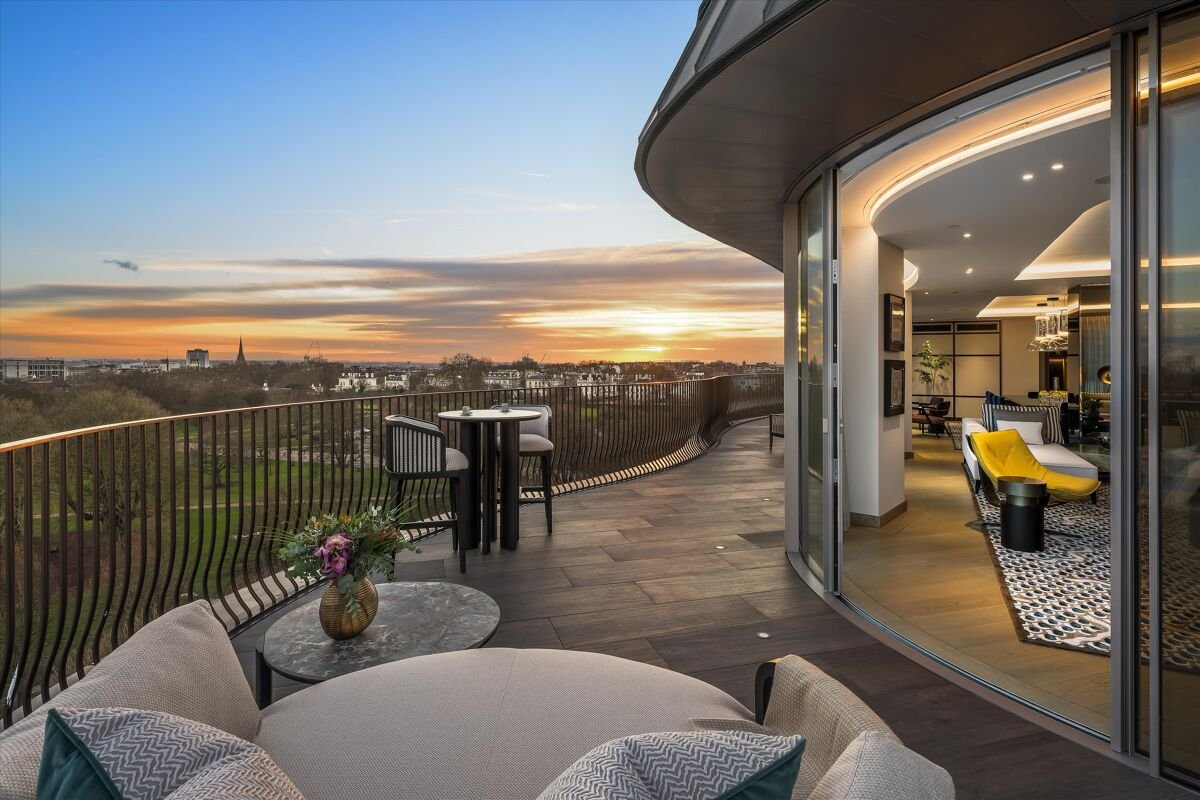 Park Modern, 123 Bayswater Road, Hyde Park, London W2 3JH