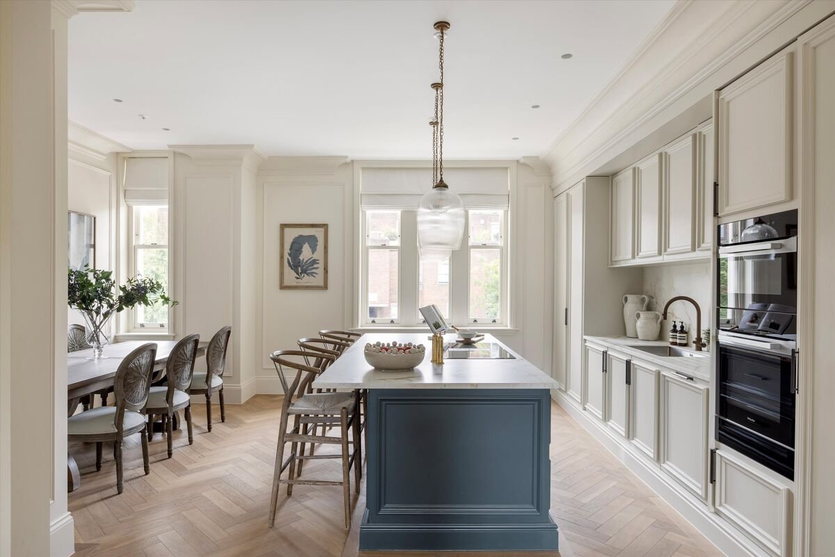 3 bedroom maisonette in Talbot Road
