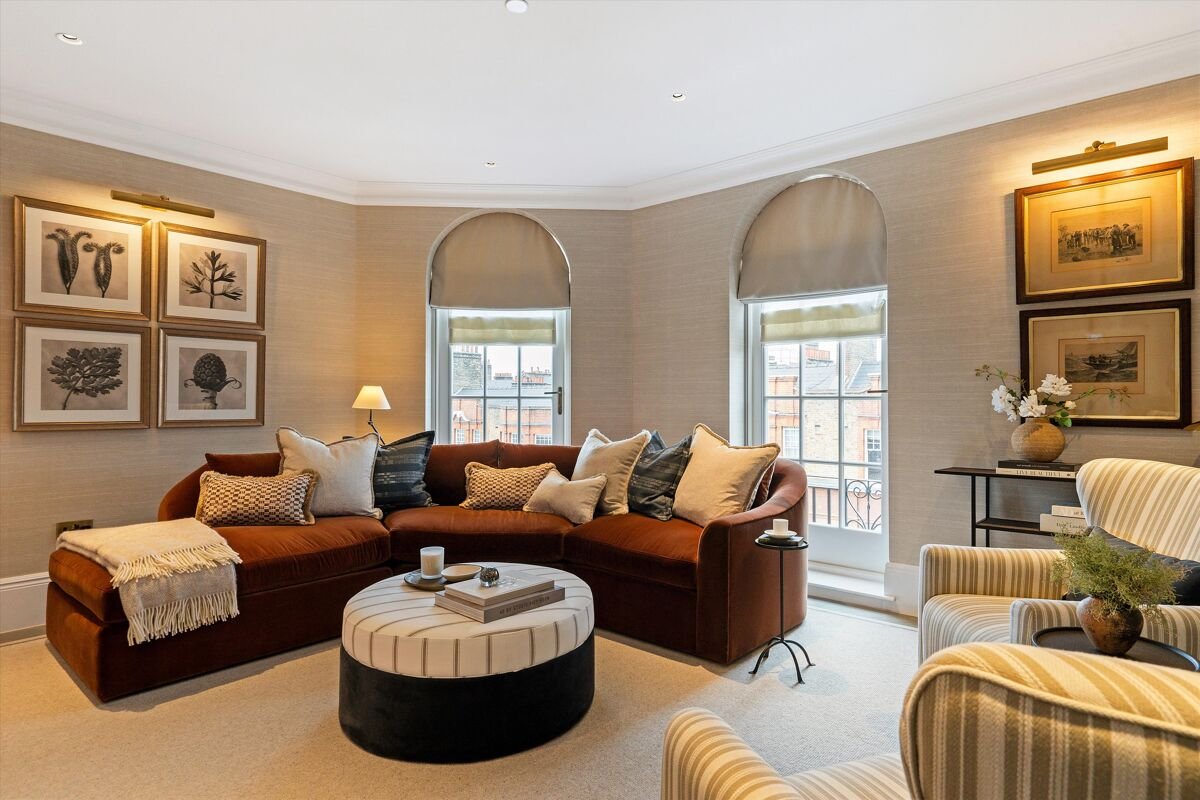 2 bedroom flat in Allen House