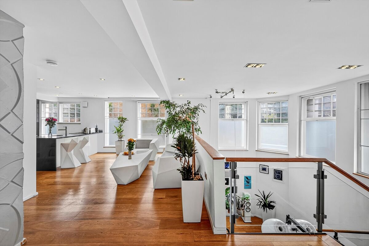 3 bedroom duplex in Manchester Road