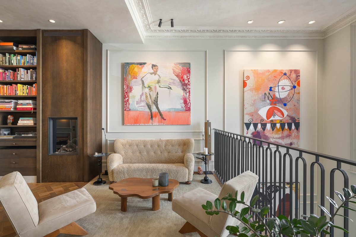 6 bedroom house in London • Freehold