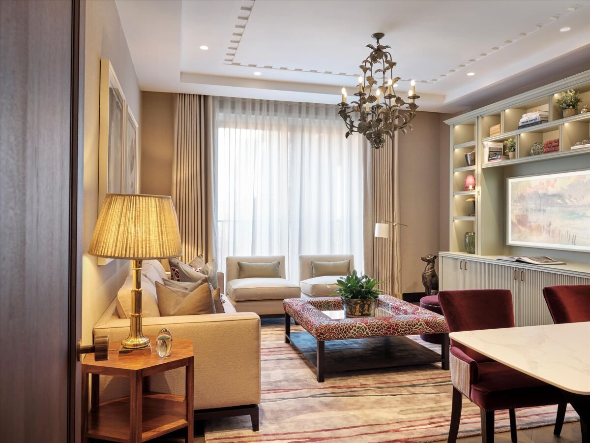 2 bedroom flat in No.1 Grosvenor Square
