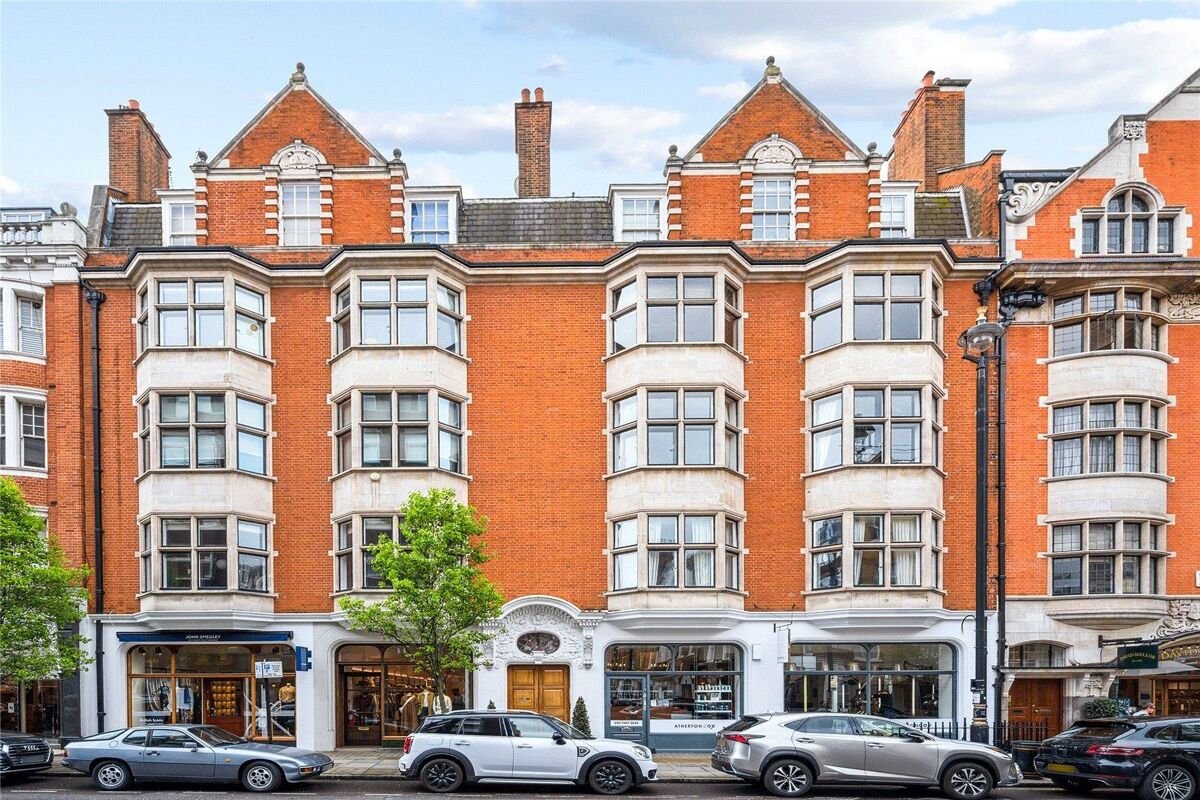 2 bedroom flat in New Cavendish Street
