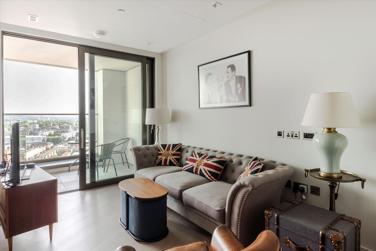 2 bedroom flat in London