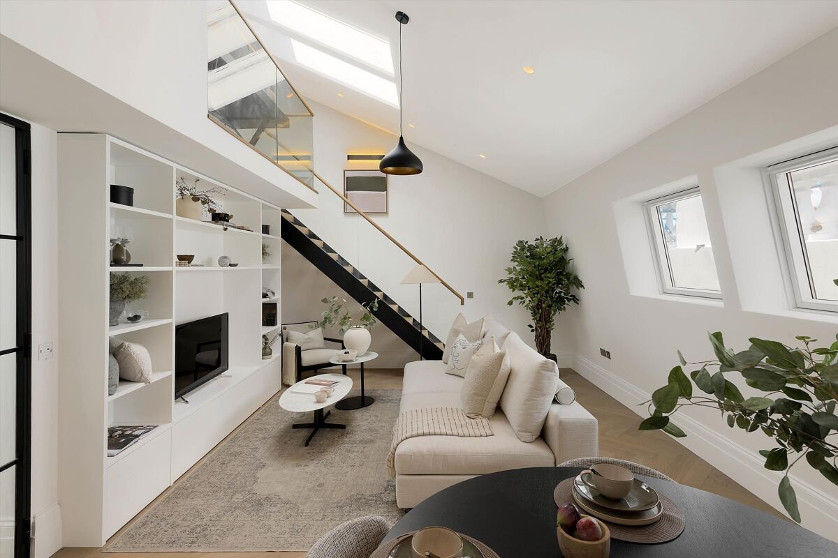 2 bedroom flat in Redcliffe Gardens