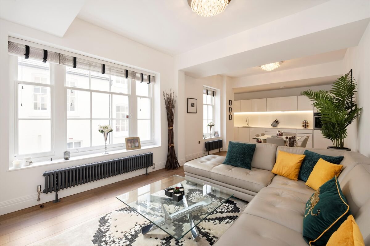 2 bedroom duplex in Exchange Court