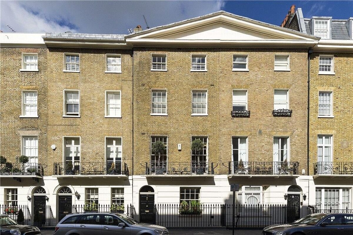 6 bedroom house in Wilton Street