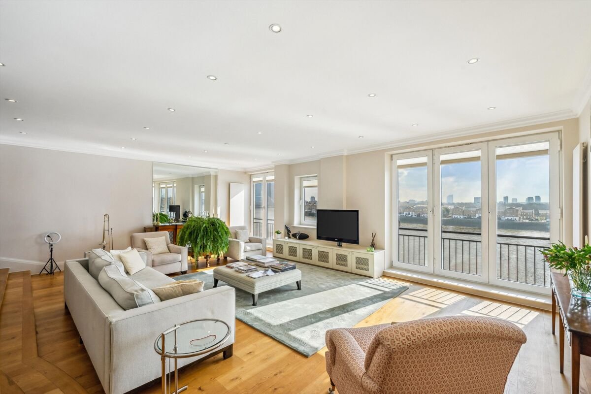 2 bedroom flat in Keepier Wharf