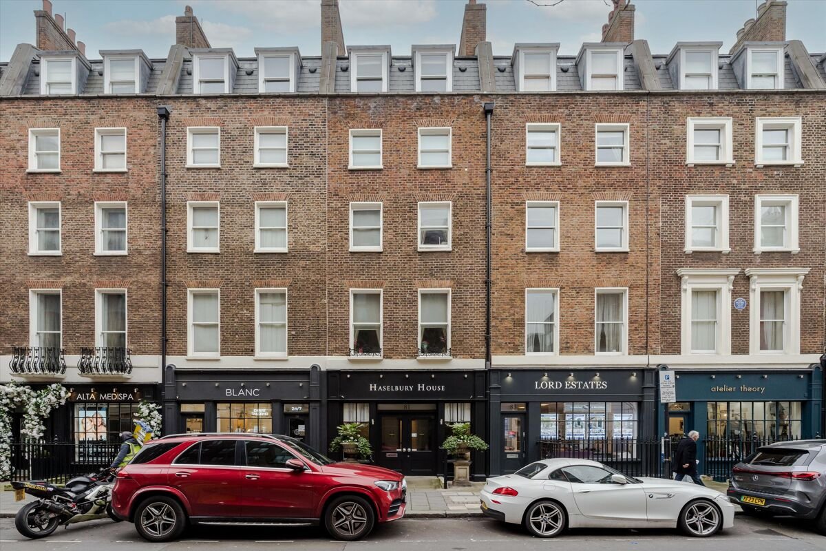 2 bedroom duplex in George Street