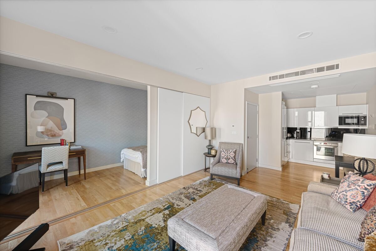 2 bedroom flat in Blandford Street