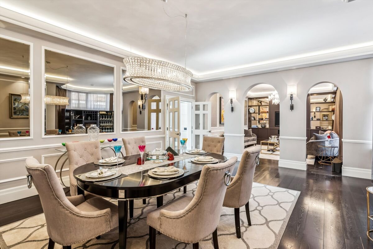 3 bedroom flat in Ashley Gardens
