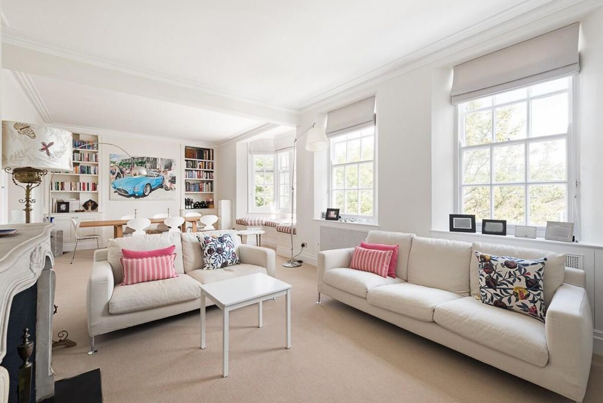 3 bedroom flat in The Little Boltons